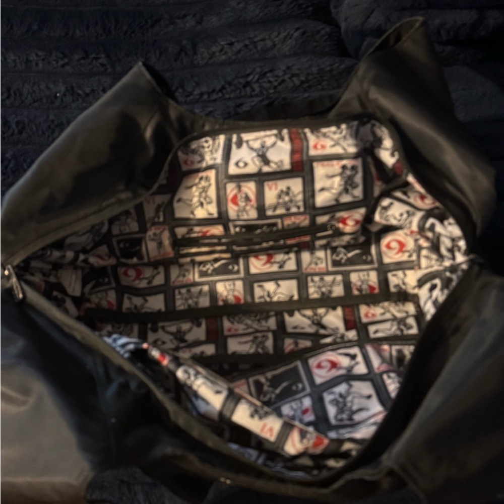 Yoga bag or purse when on the run and need to bring food